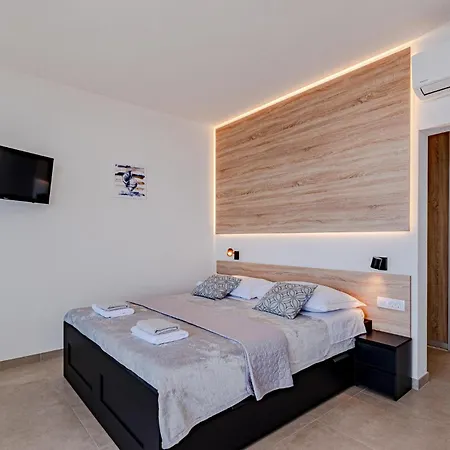 Cozy In With House Sea View Дом отдыха Blato (Korcula)