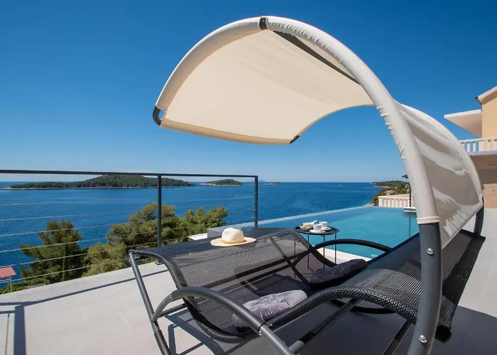 בית נופש Cozy In With House Sea View