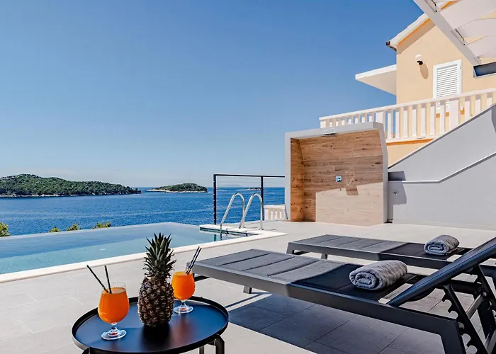 Cozy In With House Sea View בית נופש