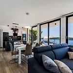 Gorgeous In Σπίτι διακοπών Blato (Korcula)