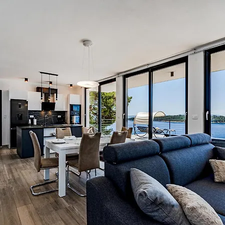 Cozy In With House Sea View Feriehus Blato (Korcula)