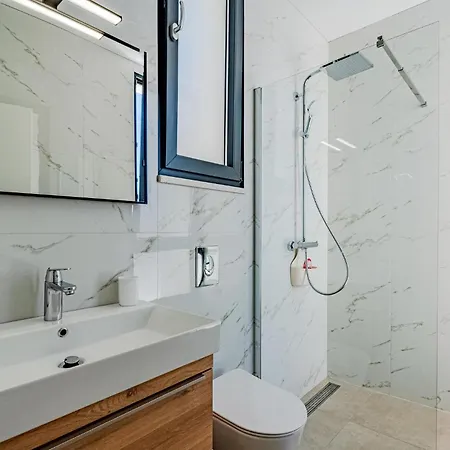 Cozy In With House Sea View Feriehus